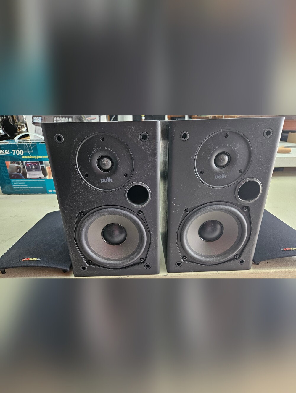 Polk Audio T15 Bookshelf Speakers Black Pair